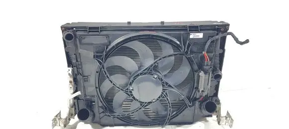 BMW 3 F30 F35 F31 Intercooler radiator 17517600530 7600530 7628052