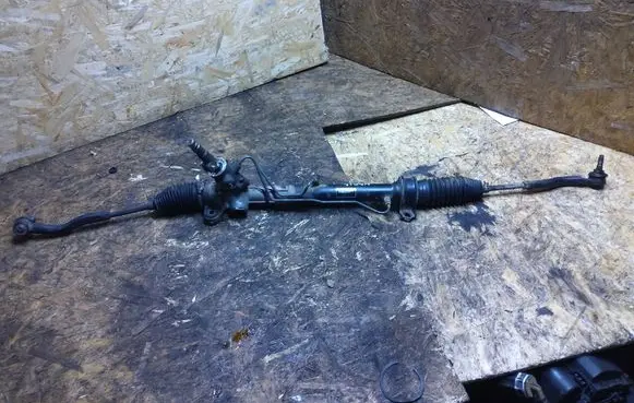 Toyota Yaris Steering rack 3X154025 KOYO