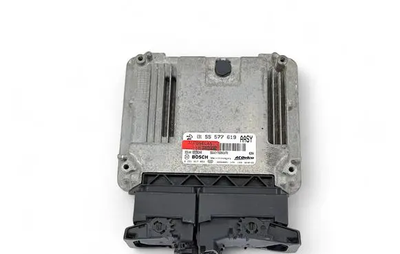 Opel Insignia A Engine control unit/module 55577619 55575349 0281017453