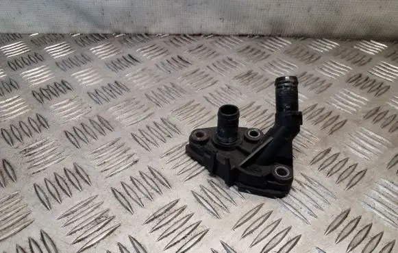 Nissan Note (E11) Engine coolant pipe/hose 800386710