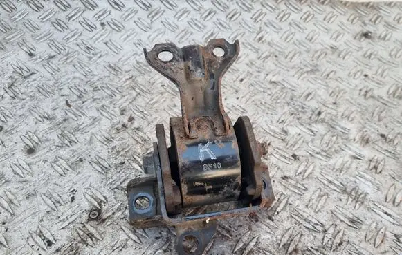 Mitsubishi Lancer X Engine mount bracket MN184344