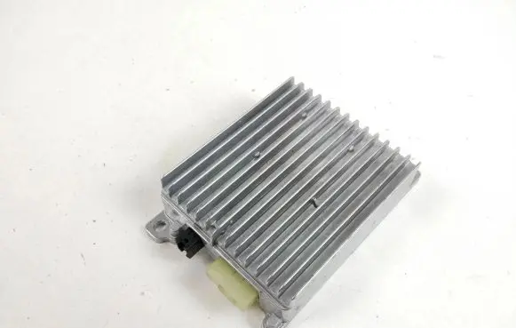 BMW X5 F15 Voltage converter/converter module 6817834
