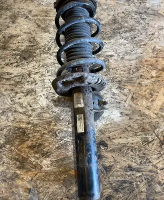 Volkswagen Golf VI Front shock absorber/damper 1T0413031HN 166VWAA9AE0X3