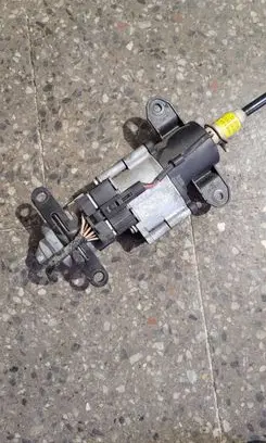 Chrysler Voyager Sliding door motor 7746804601