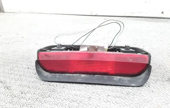 Daihatsu Sirion Third/center stoplight 