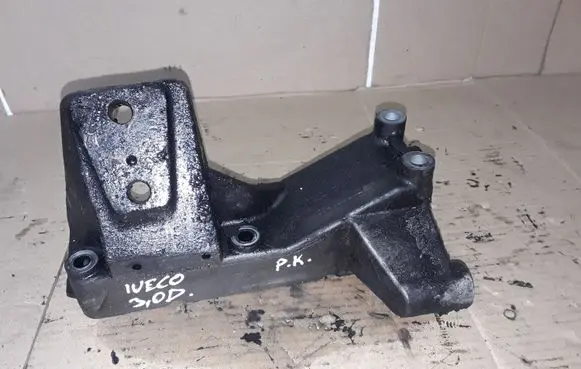 Iveco Daily 45 - 49.10 Engine mounting bracket 504050582