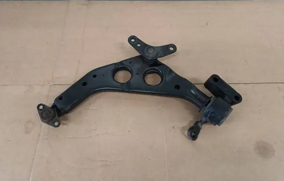 Mini One - Cooper Cabrio R52 Front control arm 6757561 6761409 6753989