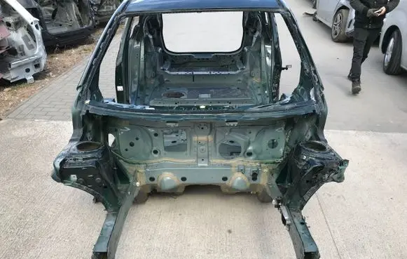 Front quarter panel
