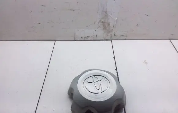 Toyota Hilux (AN10, AN20, AN30) Original wheel cap 230085101 42603OK140