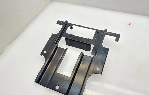Nissan Juke II F16 Distronic sensor bracket 