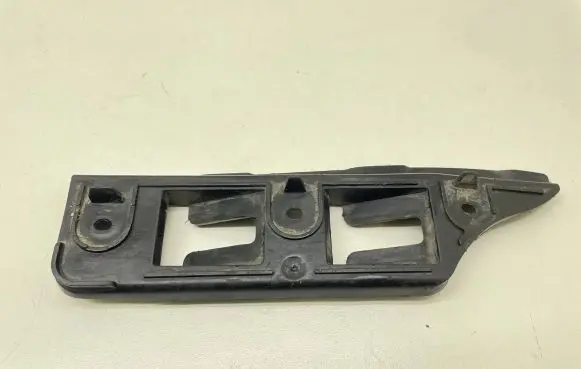 Volkswagen Golf V Front bumper mounting bracket 1K0807184