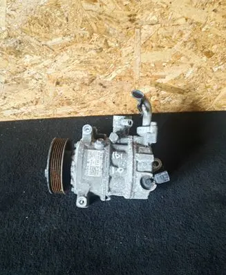 Seat Ibiza IV (6J,6P) Air conditioning (A/C) compressor (pump) 5Q0816803E