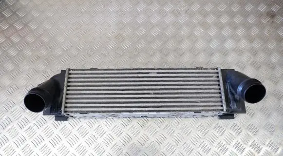 BMW X3 F25 Intercooler radiator 7823570