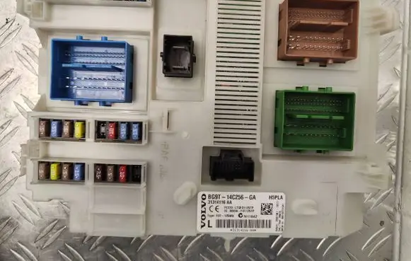 Volvo XC60 Fuse module BG9T14C256GA 3659AF01125TP 31314116AA