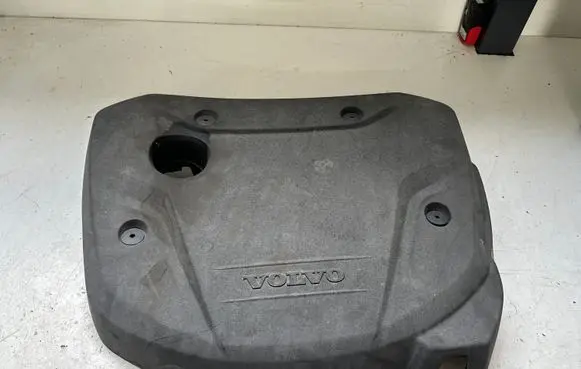 Volvo XC60 Engine cover (trim)