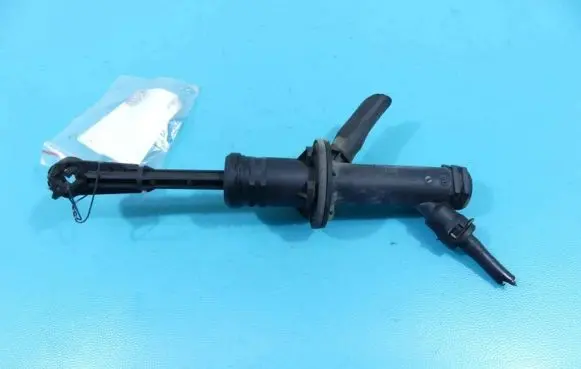 Renault Kangoo II Clutch slave cylinder 8200492742A IMPRK1238683