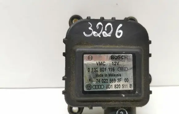 Audi A4 S4 B5 8D Intake manifold valve actuator/motor 0132801116