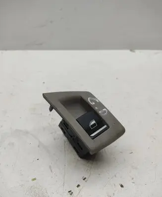 BMW 5 F10 F11 Electric window control switch 9163527