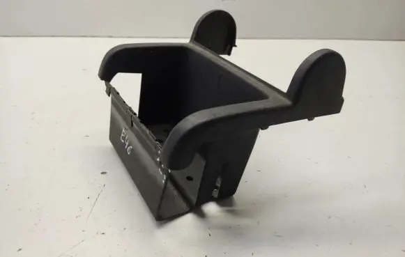 BMW 3 E46 Ashtray trim (rear) 8213682 51168213682 8230663