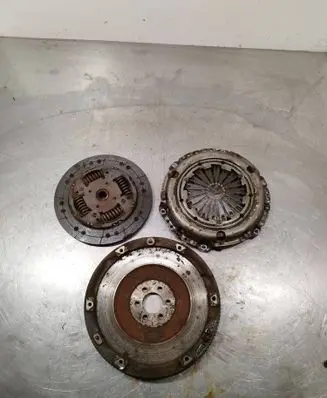 Peugeot 308 Clutch set kit 9670270580 9685592080
