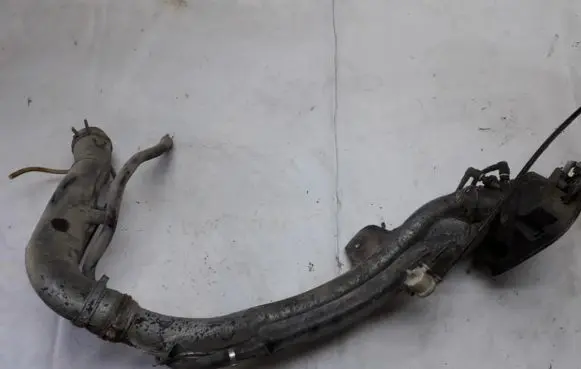 Fuel tank filler neck pipe