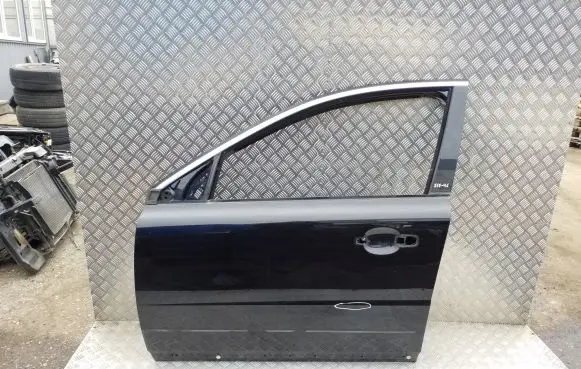 Volvo XC70 Front door