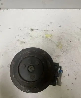 Opel Zafira A Air conditioning (A/C) compressor (pump) 4152