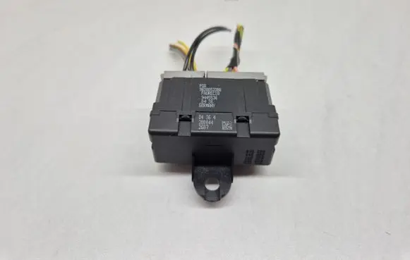 Peugeot 307 Seat heating relay 9638053380