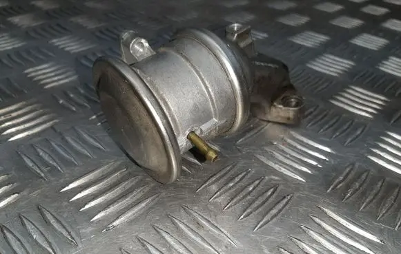 Audi Q7 4L EGR valve 06E131101E 72228633