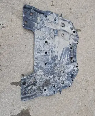 Toyota bZ4X Engine splash shield/under tray