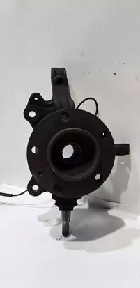 Nissan NV400 Front wheel hub H007296KAMAX