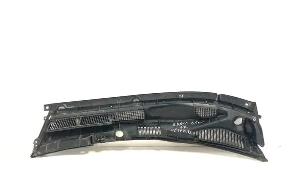 Toyota RAV 4 (XA20) Wiper trim 5570842110 5578142040 5570842130
