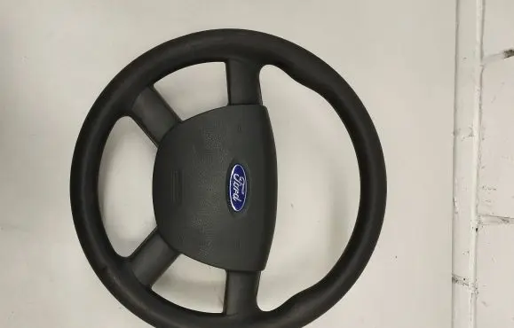Ford Focus Steering wheel 30347735
