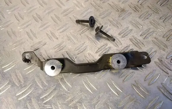 Porsche Macan (95B) Headlight/headlamp mounting bracket 95B941452C