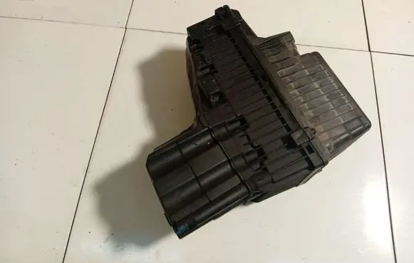 Citroen Jumpy Air filter box 1498555080
