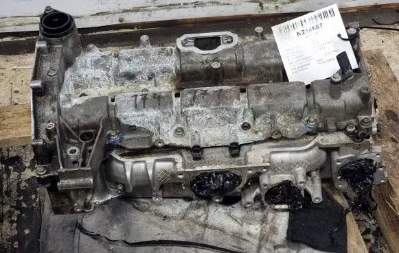 Ford Transit VII Engine head K4TEAPBHG90
