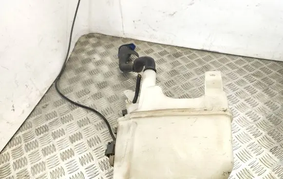 Volvo S60 Windshield washer fluid reservoir/tank 31253224