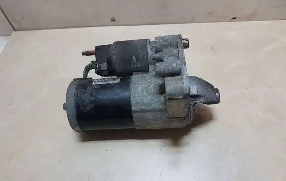 Peugeot 5008 Starter motor 966352888001 M000T22471