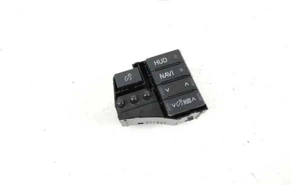 Toyota Prius (XW30) A set of switches 75D802
