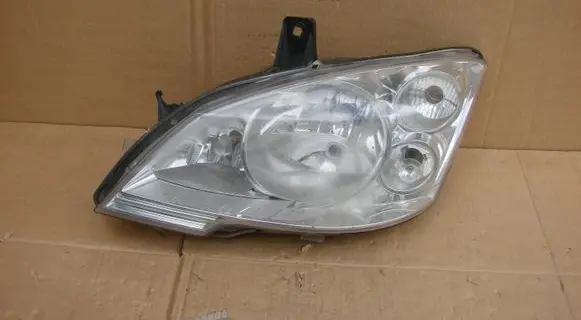 Mercedes-Benz Vito Viano W639 Headlight/headlamp A6398201861 165899