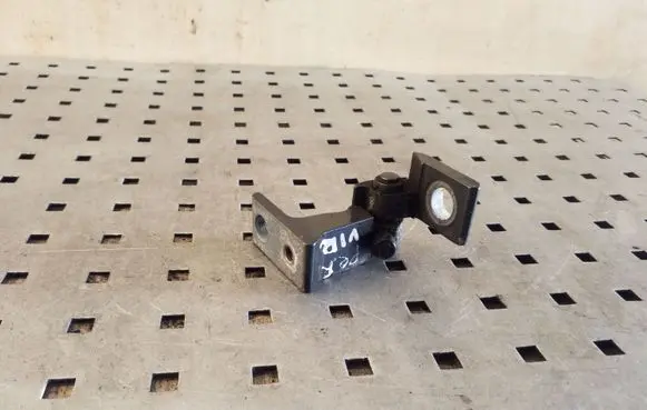 Audi A6 C7 Front door upper hinge 4G0831402A