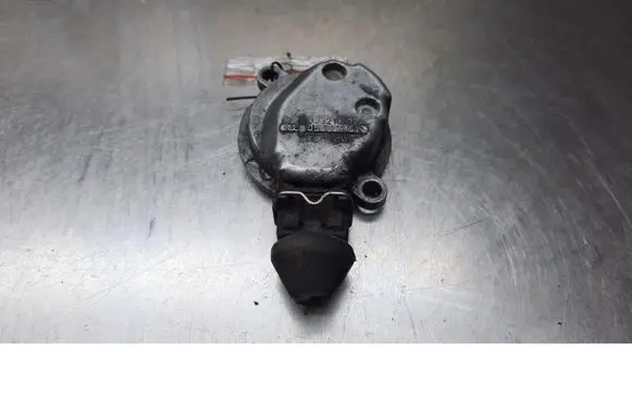 Audi A4 S4 B5 8D Camshaft speed sensor 058905161