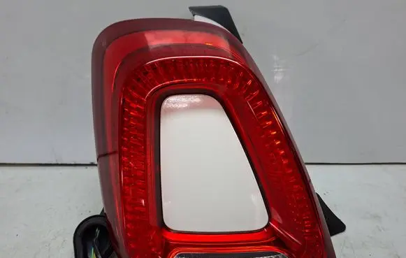 Fiat 500 Rear/tail lights S27647241 81599002