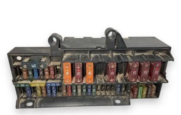 BMW 7 E65 E66 Fuse module 6900582