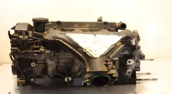 Engine head