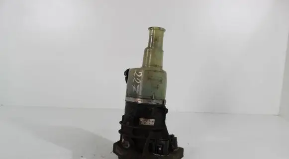 Ford Mondeo MK IV Power steering pump BG913K514AB