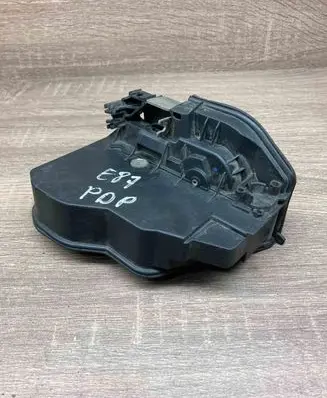 BMW 5 E60 E61 Front door lock 7167074