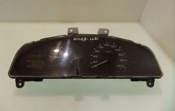 Nissan Sunny Speedometer (instrument cluster)