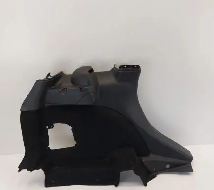 Trunk/boot lower side trim panel