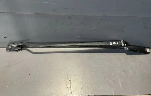 Volkswagen Golf IV Front wiper blade arm 1J1955409A
